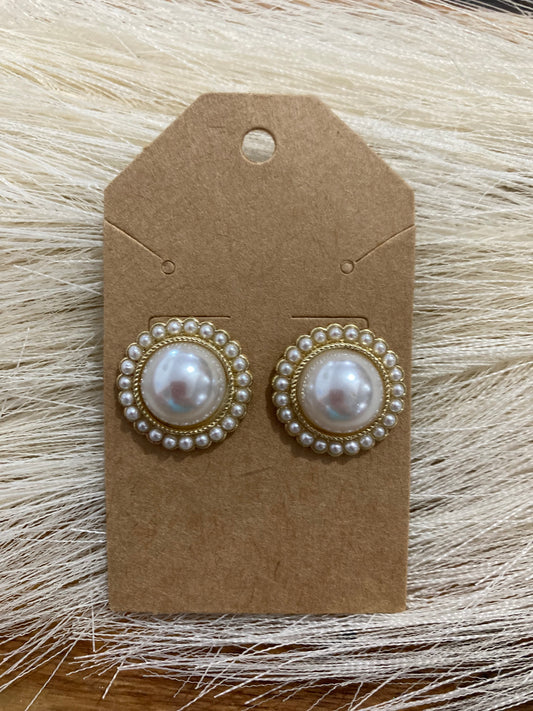 Round Pearl Earrings