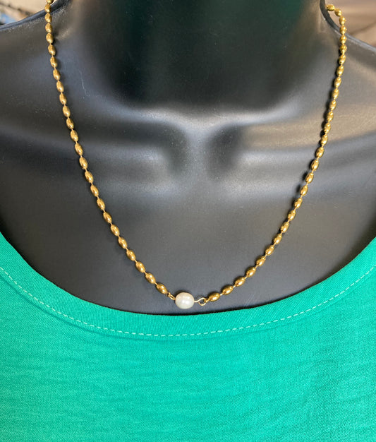 Simple gold w/gold Pearl necklace