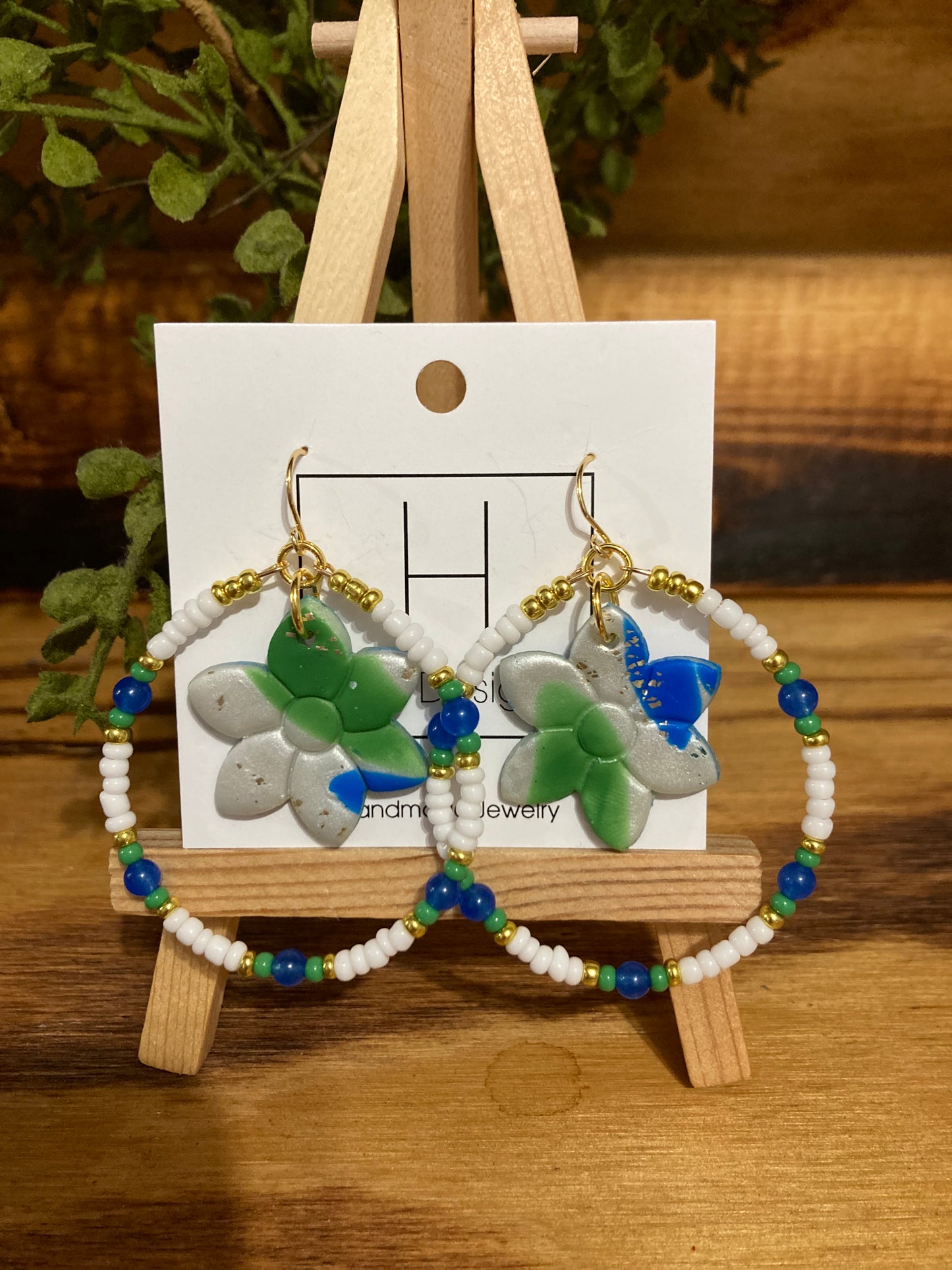 Blue/green flower hoop