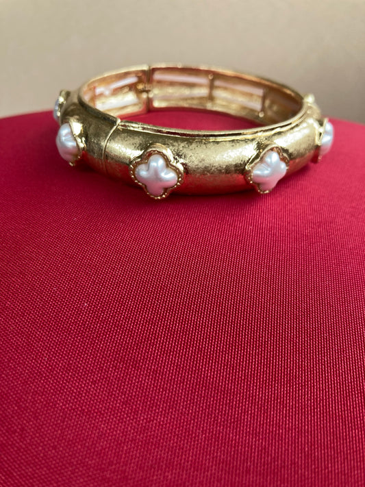Neema Clover Stretch Bracelet