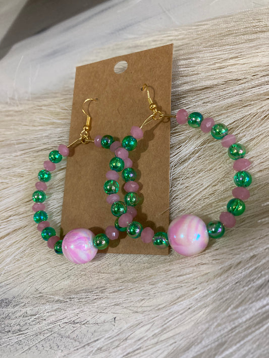 Bubblegum Swirl Green Beaded Earrings