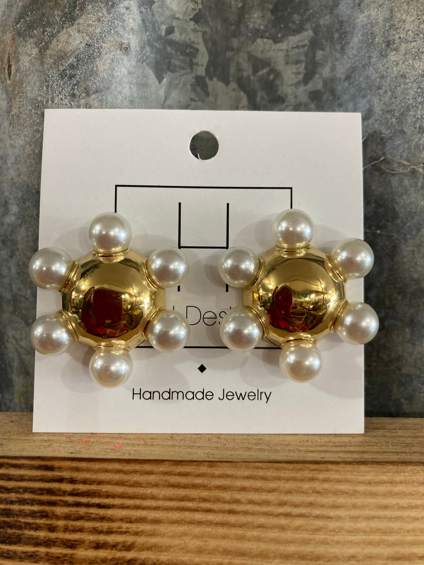 Gold Twist Pearl Knob Studs