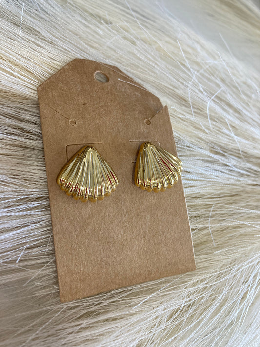 Gold Shell Stud Earrings