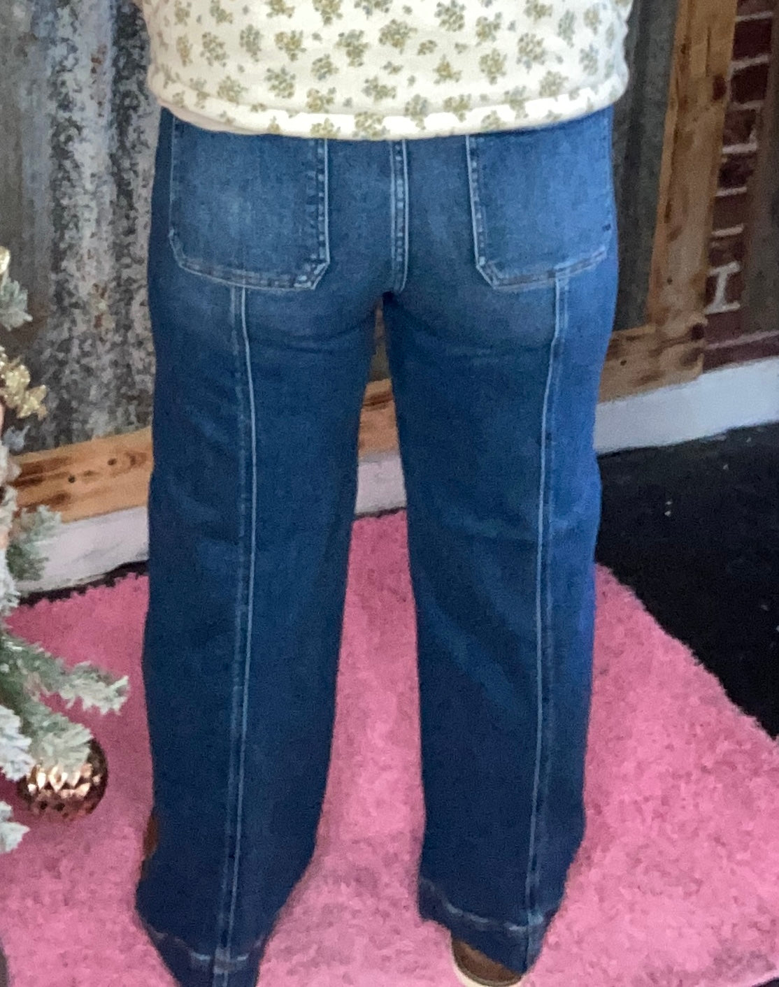 High Rise Crop Straight Front Seam Detailed Jeans