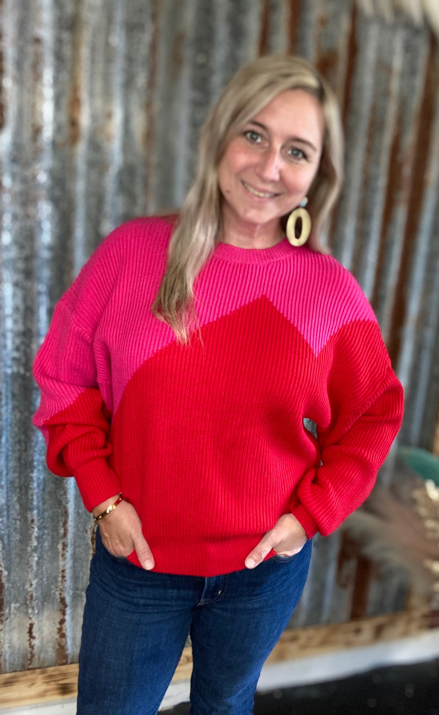 Colorblock red/pink Sweater