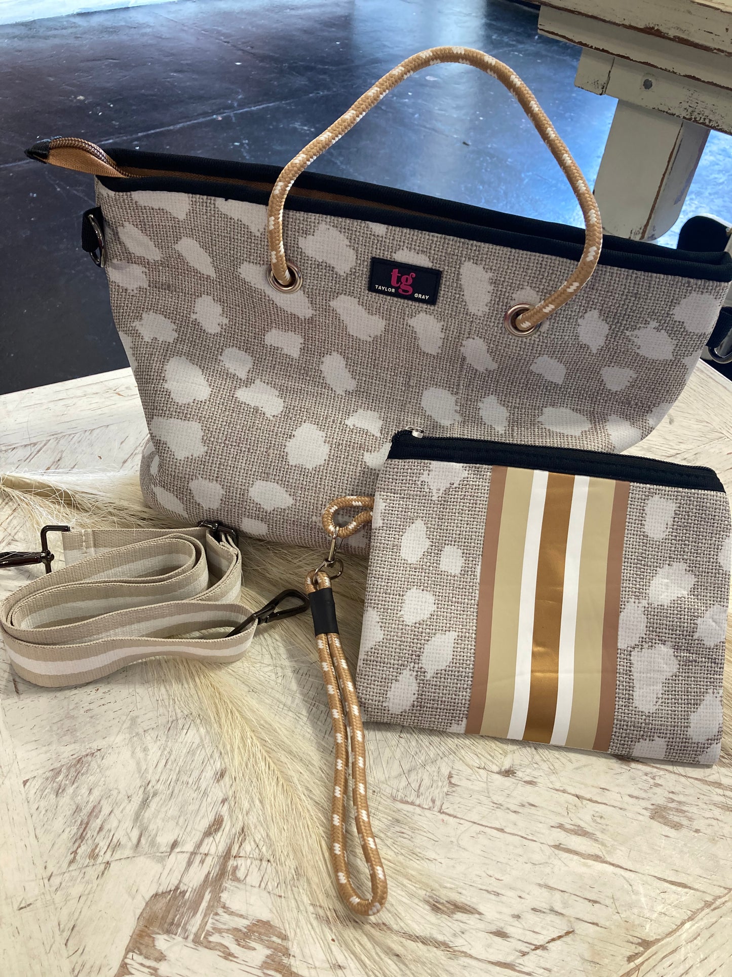 Jeanne Mini tote with Wristlet