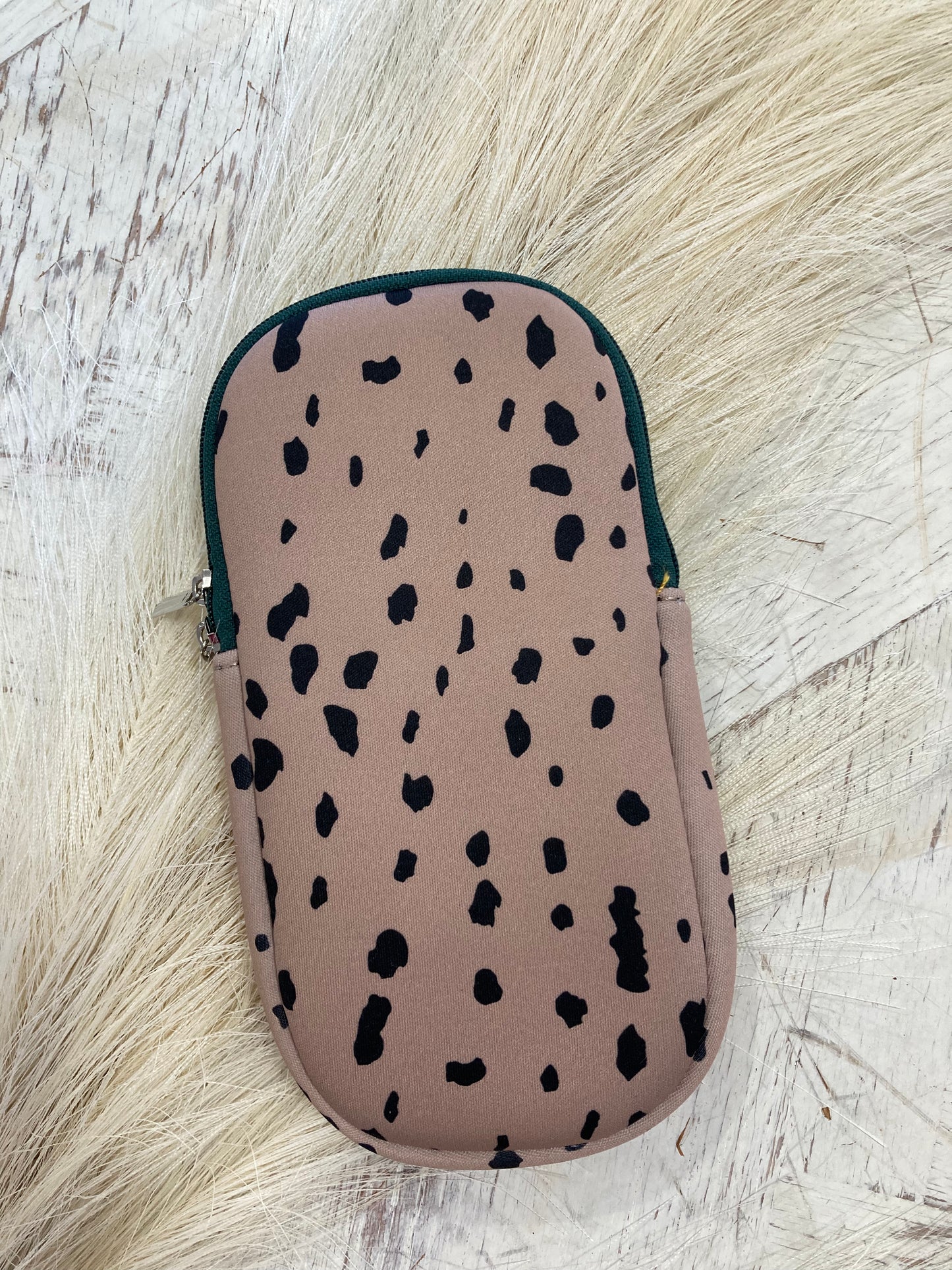 Mary Jo sunglasses case