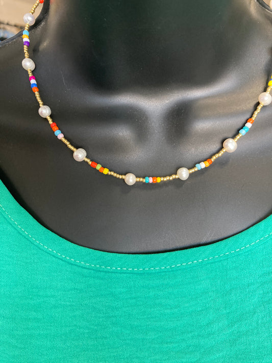 Colorful beaded Pearl necklace