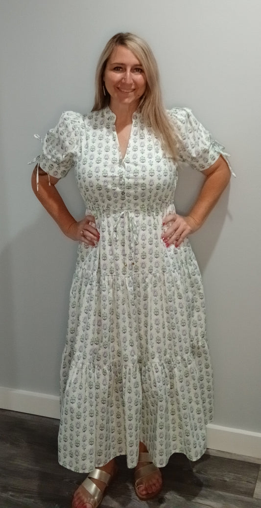 Entro Floral Midi Dress