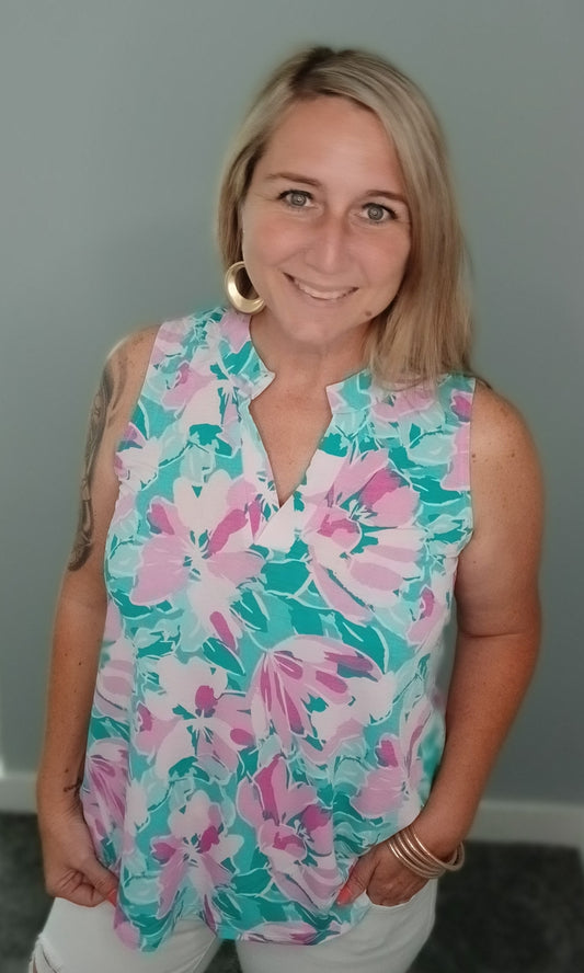 Carefree & Chic Top